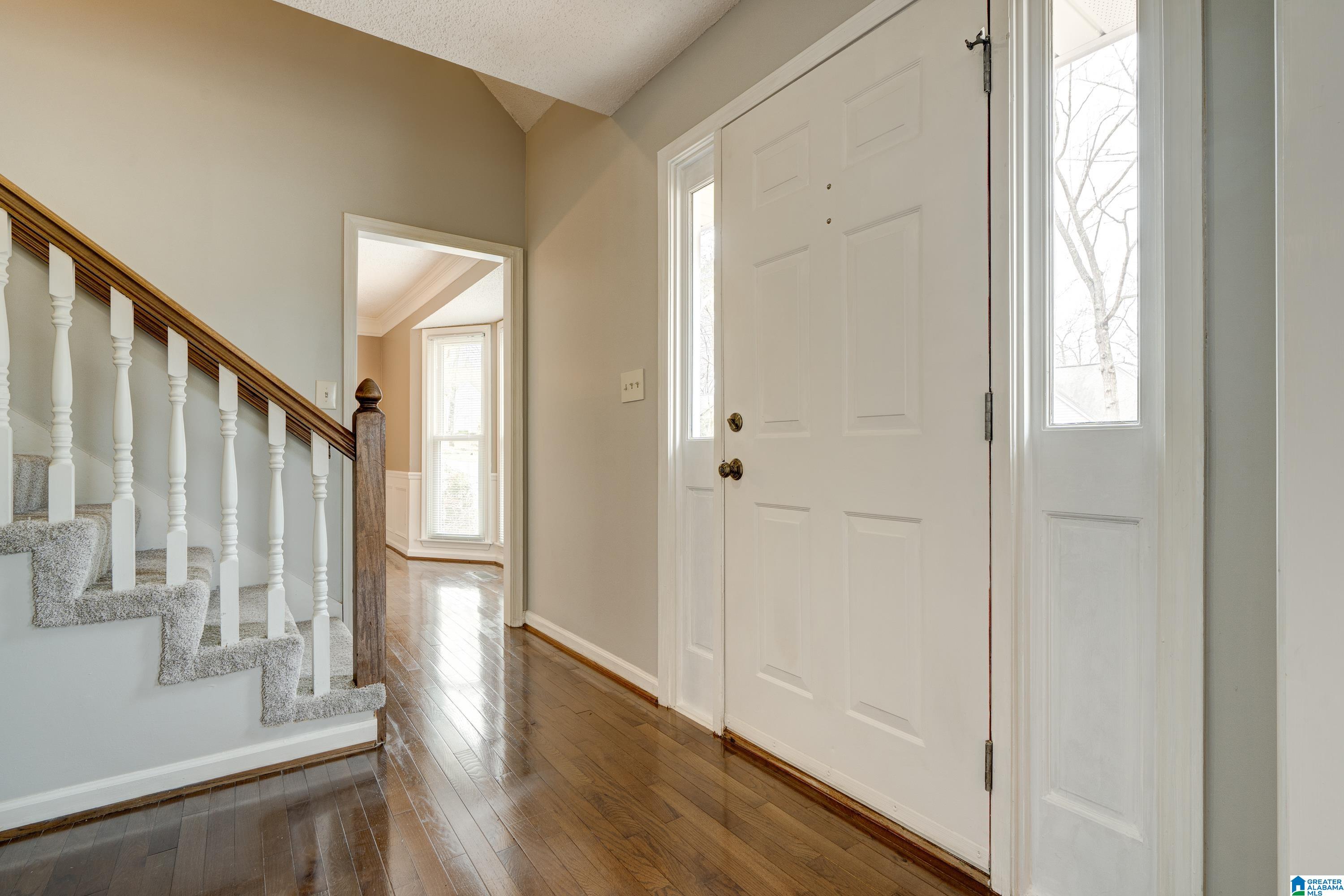 6049 Woodvale Road Helena, AL 35080 - Photo 3 of 46