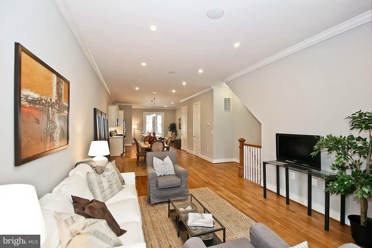 56 Q Street Northeast, Unit 1 Washington, DC 20002 - Photo 2 of 30 Interior (General)
