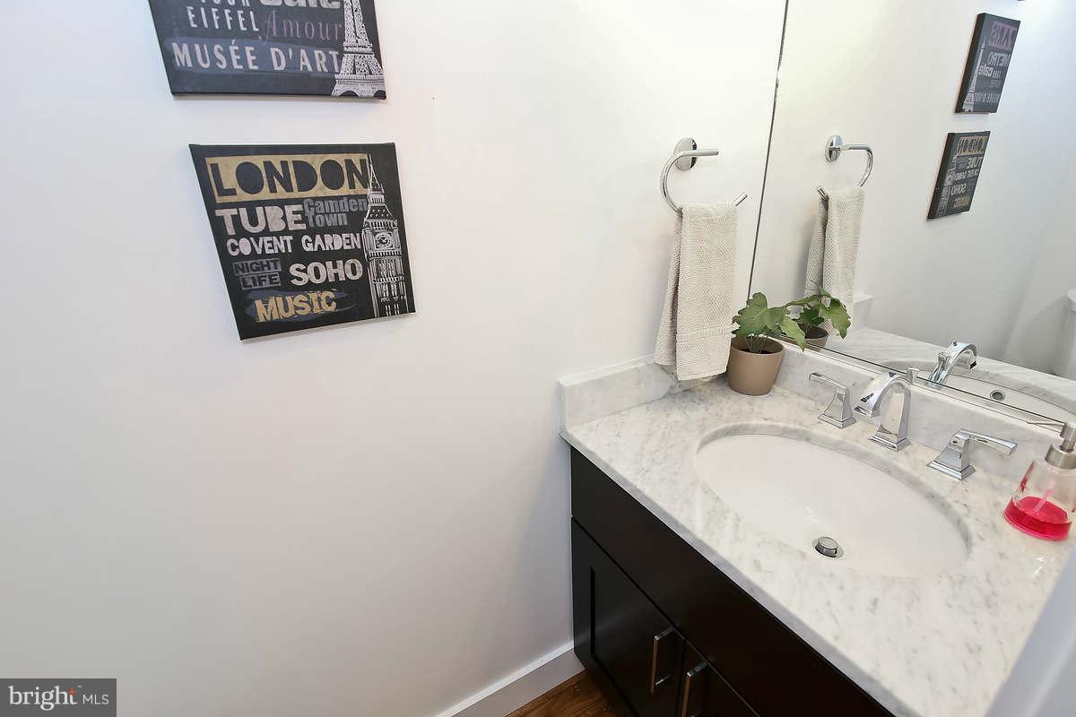 56 Q Street Northeast, Unit 1 Washington, DC 20002 - Photo 15 of 30 Interior (General)