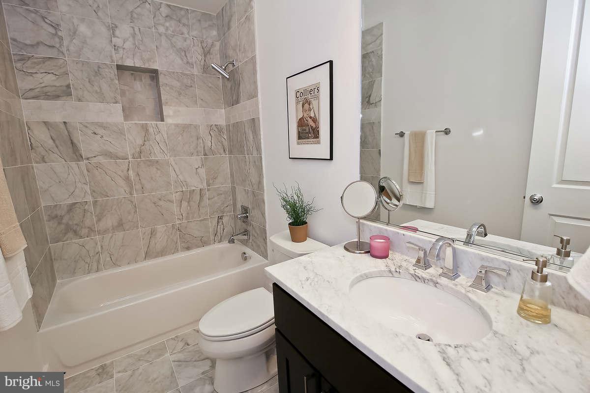 56 Q Street Northeast, Unit 1 Washington, DC 20002 - Photo 19 of 30 Interior (General)