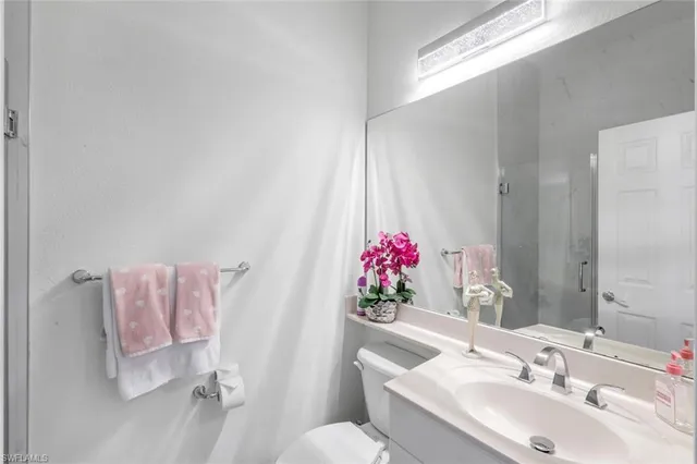 $1,997,000 | 22660 Fairlawn Court, Estero, FL 34135