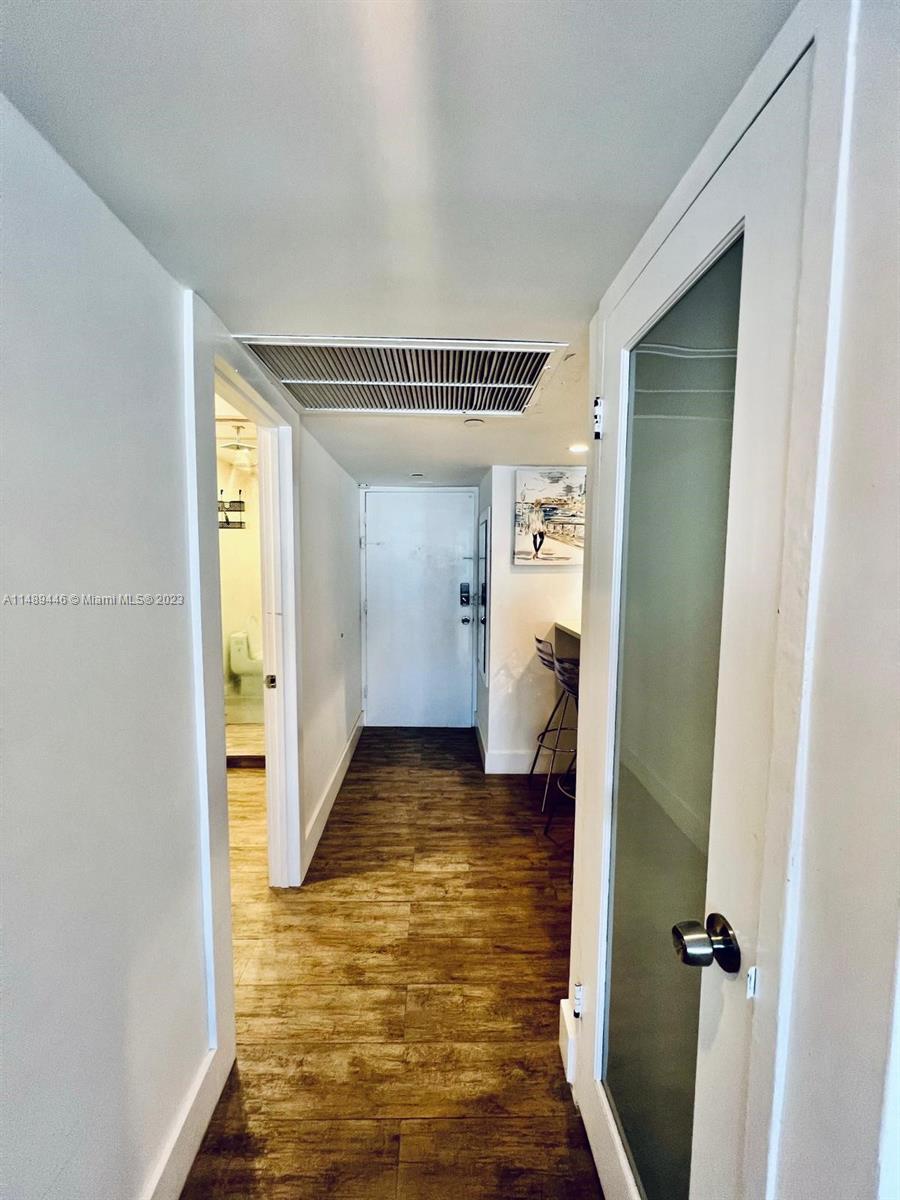 100 Lincoln Road, Unit 1629 Miami Beach, FL 33139 - Photo 12 of 16 Gallery Image 12