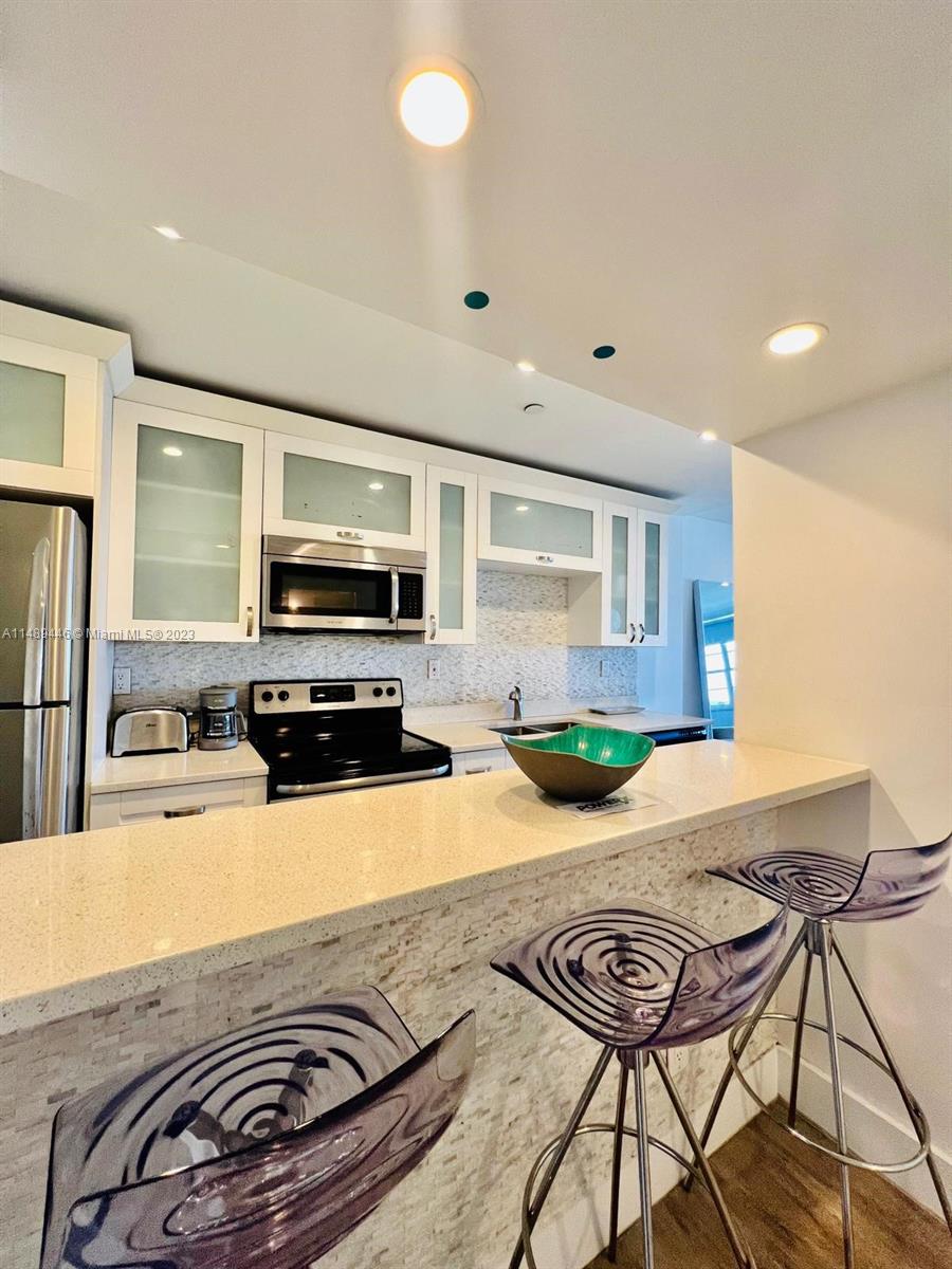100 Lincoln Road, Unit 1629 Miami Beach, FL 33139 - Photo 6 of 16 Gallery Image 6