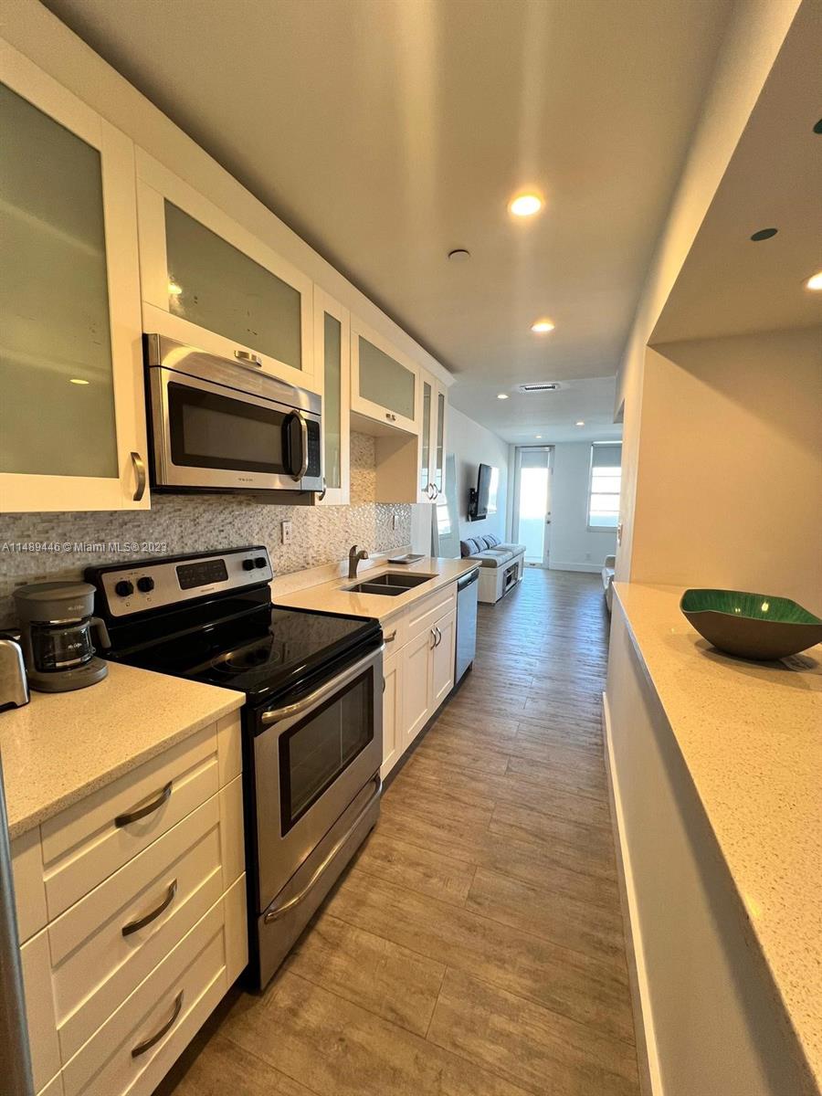 100 Lincoln Road, Unit 1629 Miami Beach, FL 33139 - Photo 7 of 16 Gallery Image 7
