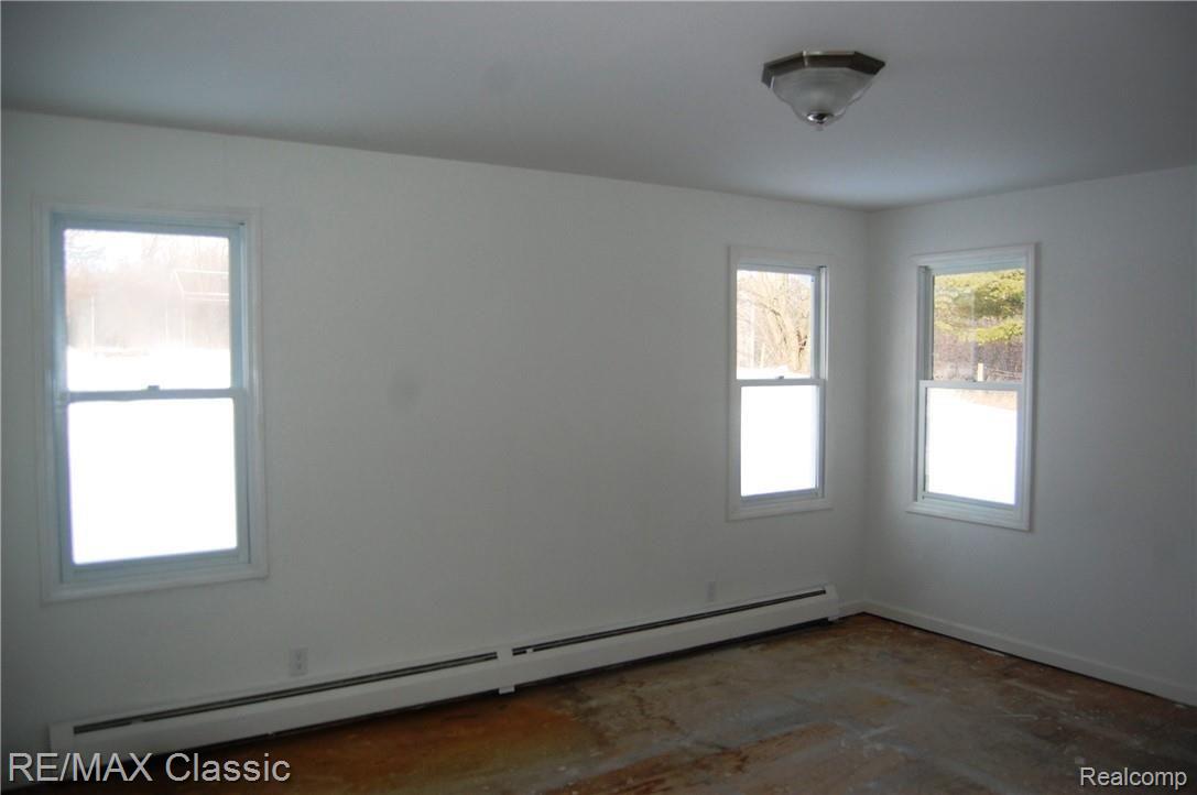 2378 Noble Road Oxford, MI 48370 - Photo 11 of 16 2019-02-21 19.06
