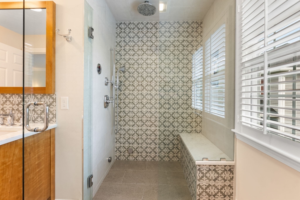 5 Upham Way, Unit 5 Weston, MA 02493 - Photo 20 of 29 a bathroom with a shower