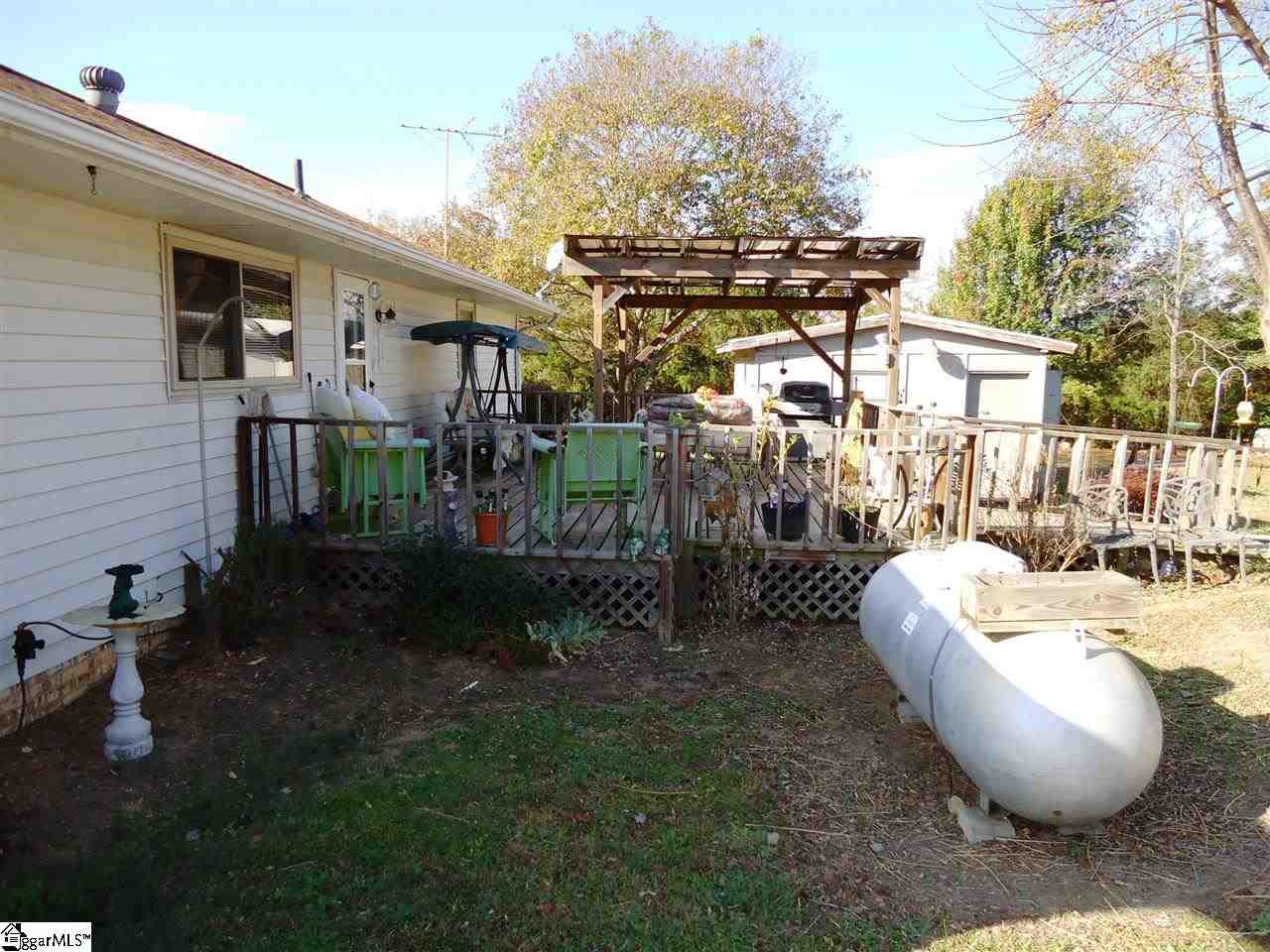 644 Old Laurens Road Laurens, SC 29360 - Photo 2 of 17 Gallery Image 2