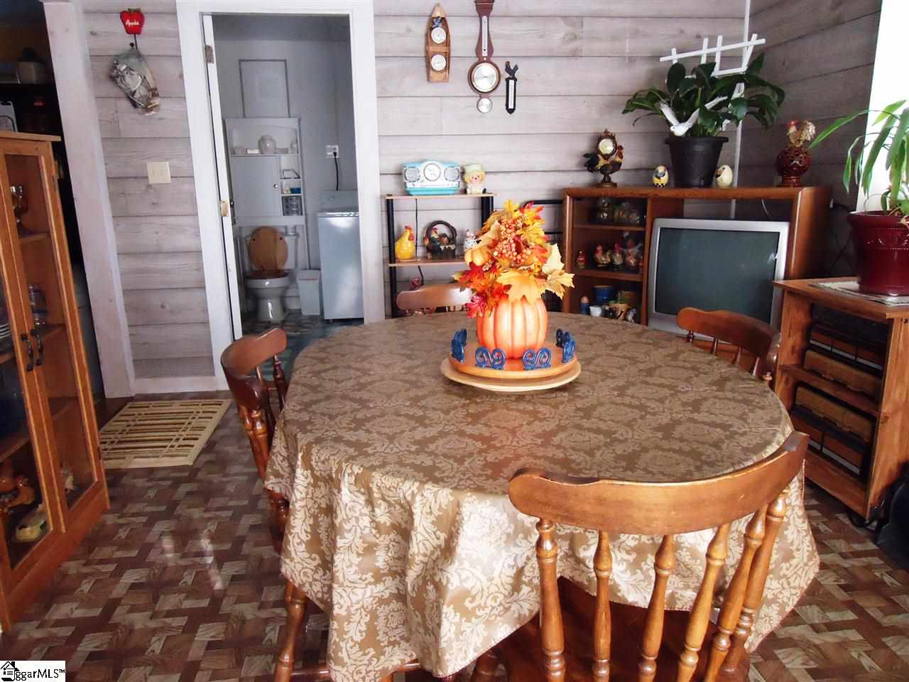 644 Old Laurens Road Laurens, SC 29360 - Photo 12 of 17 Gallery Image 12