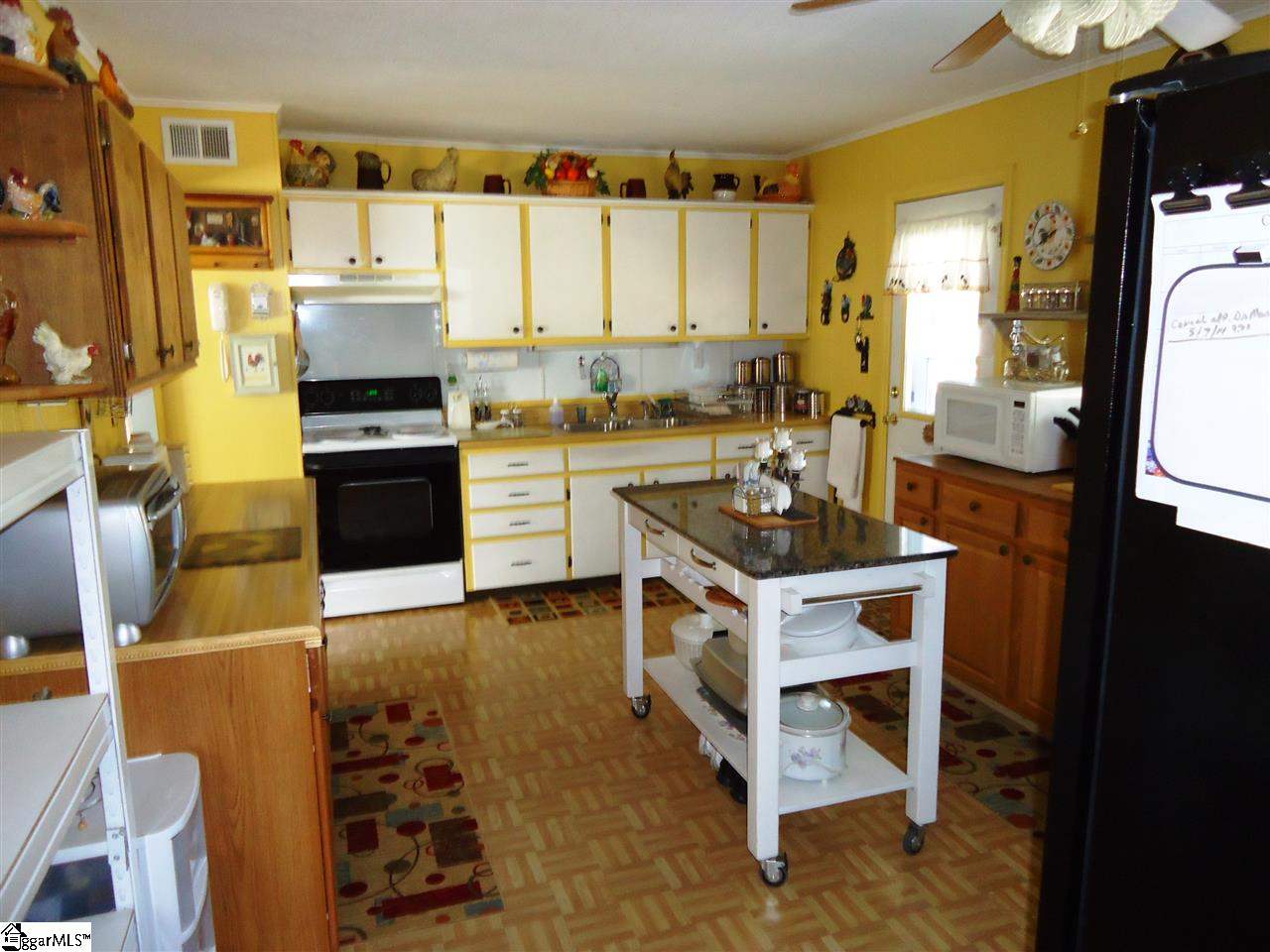 644 Old Laurens Road Laurens, SC 29360 - Photo 9 of 17 Gallery Image 9