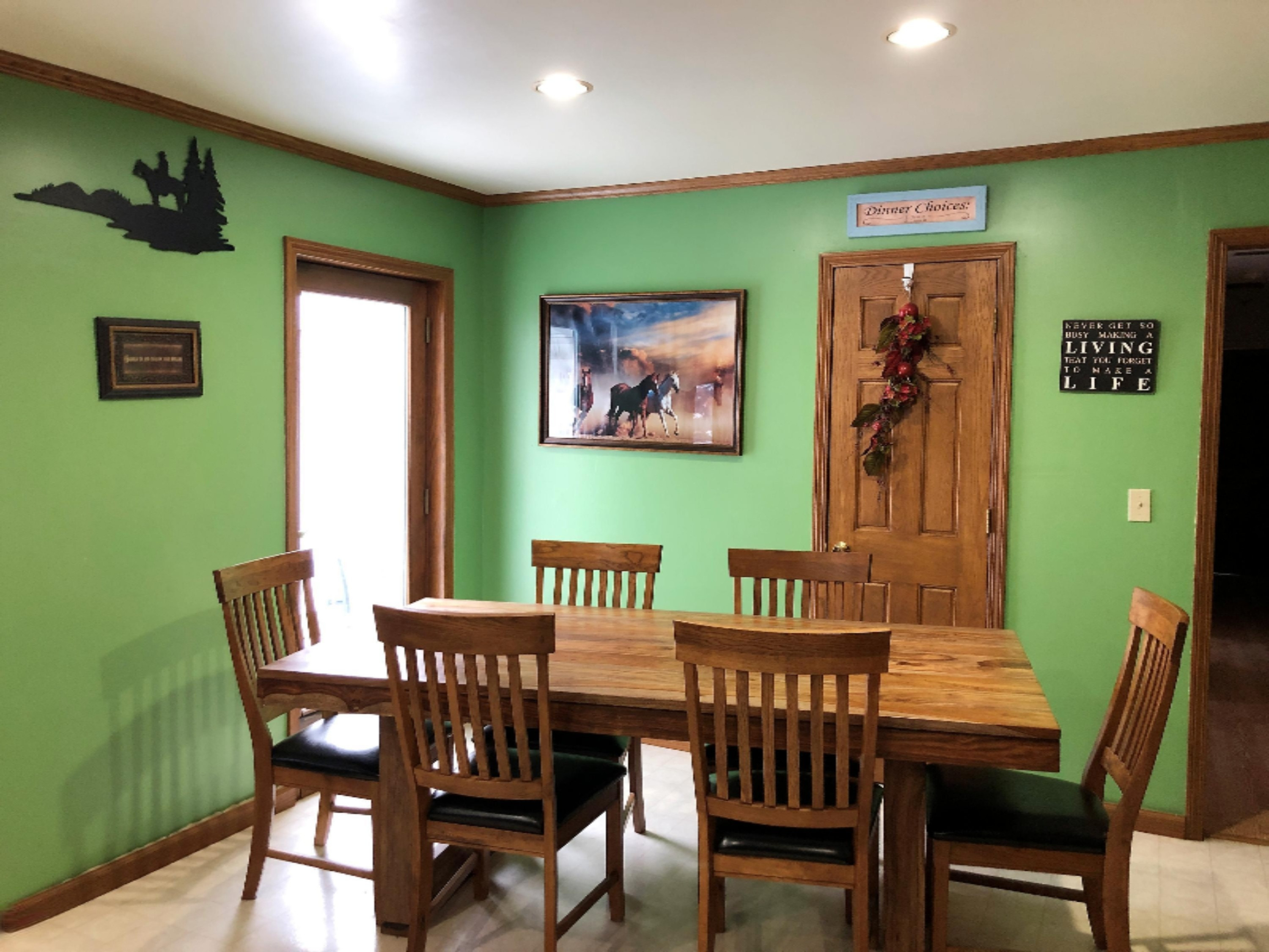 3201 West Riley-Thompson Road Whitehall, MI 49461 - Photo 18 of 40 19 Kitchen-dining area