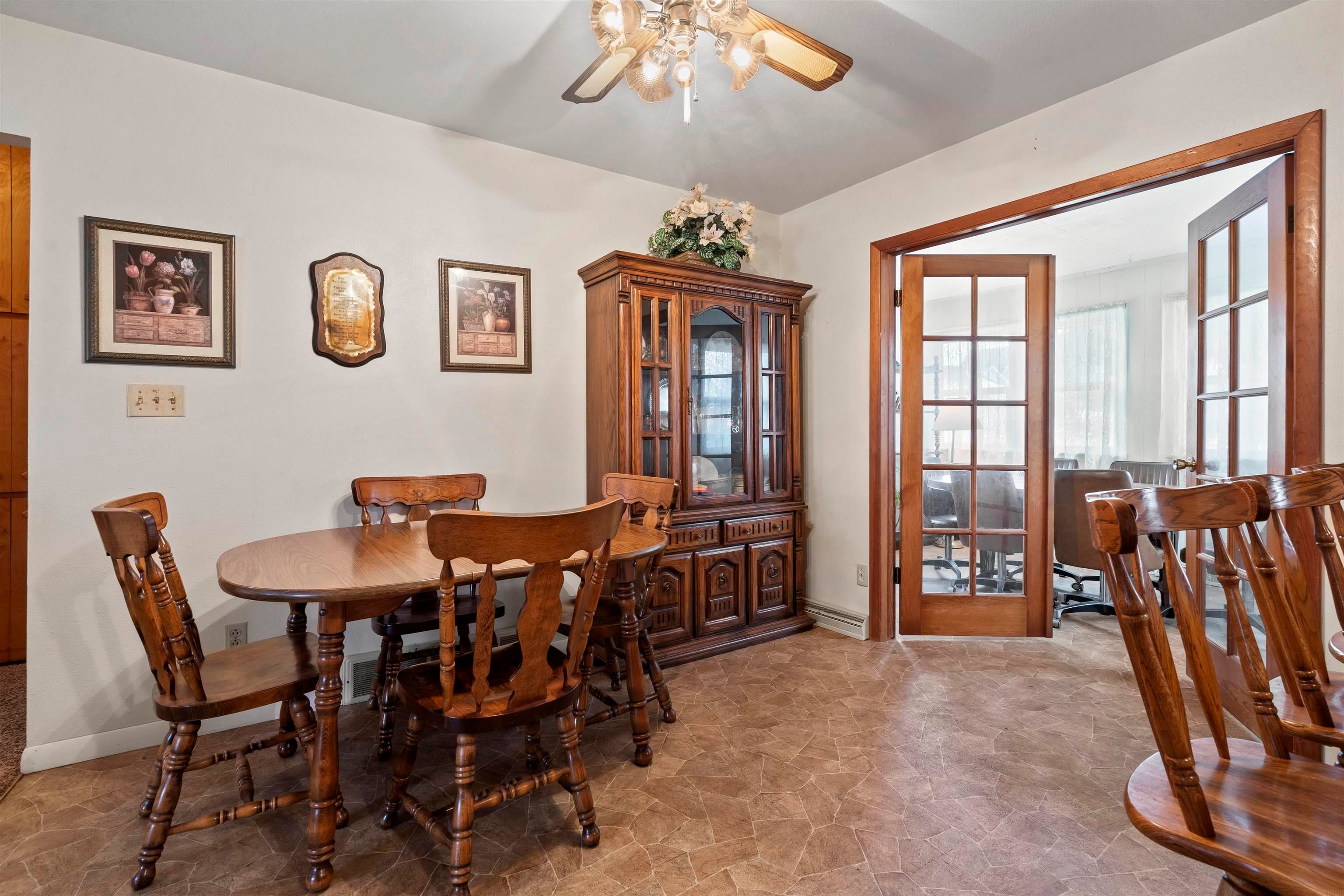 104 Locust Street Strawberry Point, IA 52076 - Photo 5 of 25 Gallery Image 5