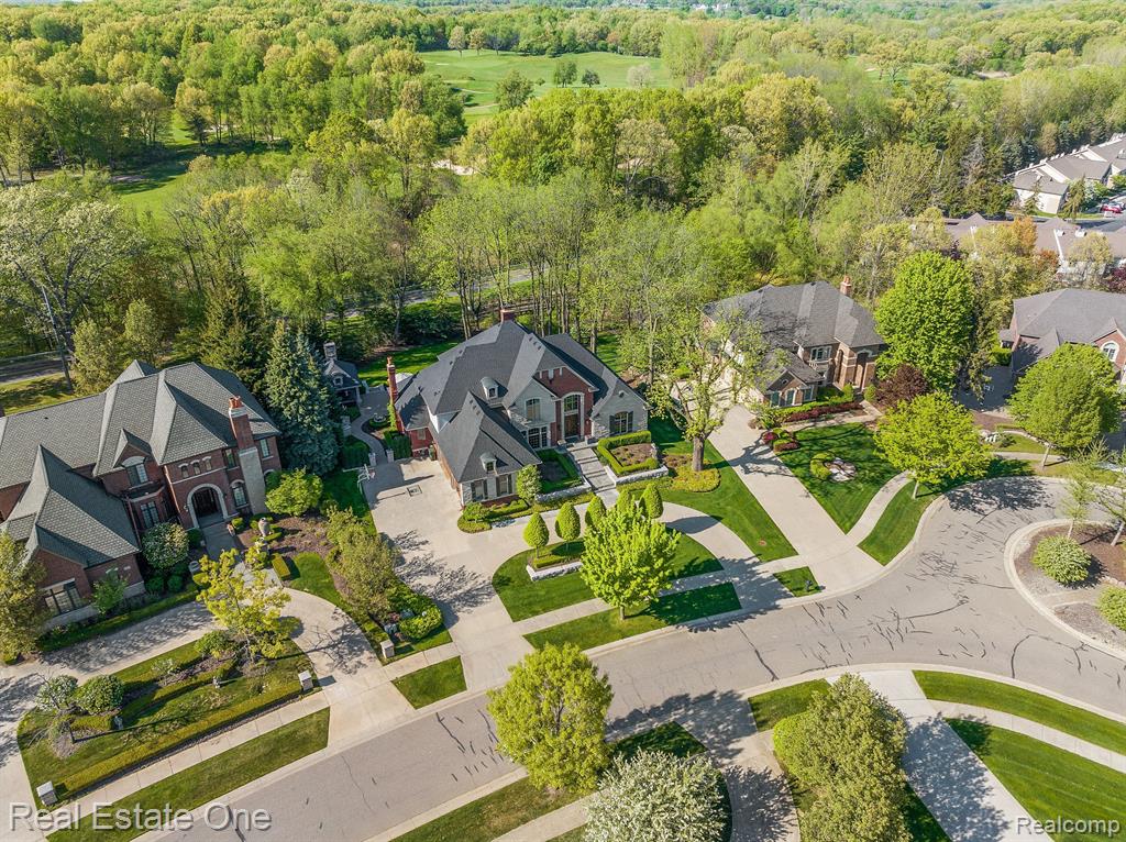 3636 Thatcher Court Rochester Hills, MI 48309 - Photo 5 of 98