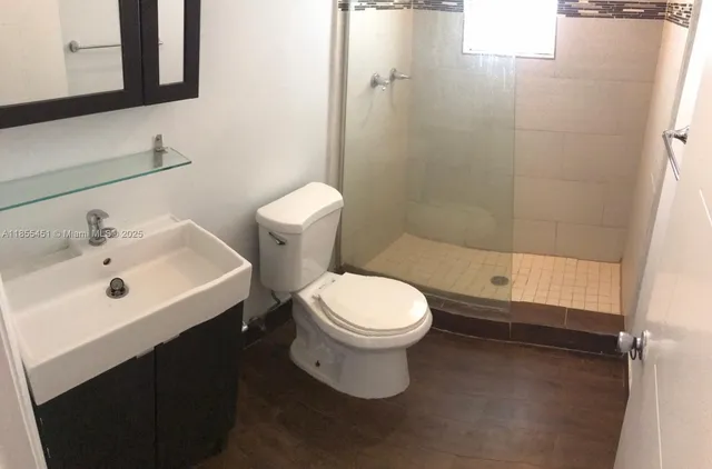 $1,475 | 131 Northwest 15th Street, Unit U, Miami, FL 33136