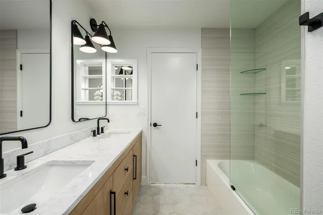 $1,000,000 | 9507 Burgundy Circle, Highlands Ranch, CO 80126