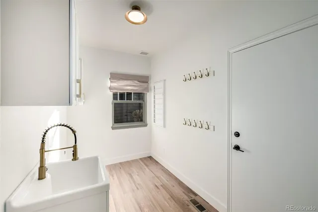 $1,000,000 | 9507 Burgundy Circle, Highlands Ranch, CO 80126