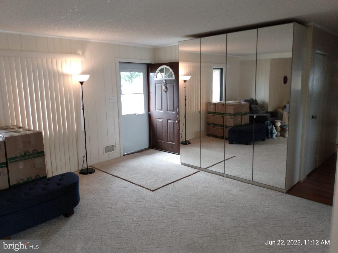 2114 Yardville Hamilton Square Road Hamilton, NJ 08690 - Photo 14 of 42 Gallery Image 14