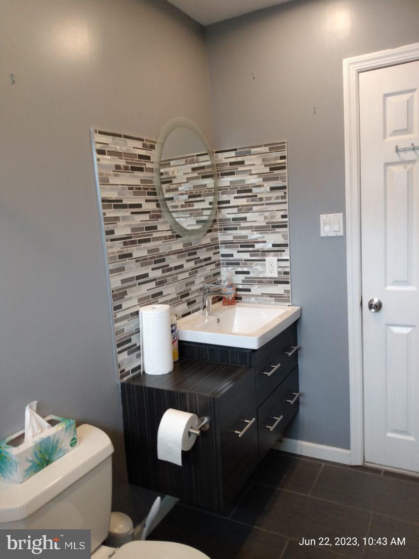 2114 Yardville Hamilton Square Road Hamilton, NJ 08690 - Photo 24 of 42 Gallery Image 24