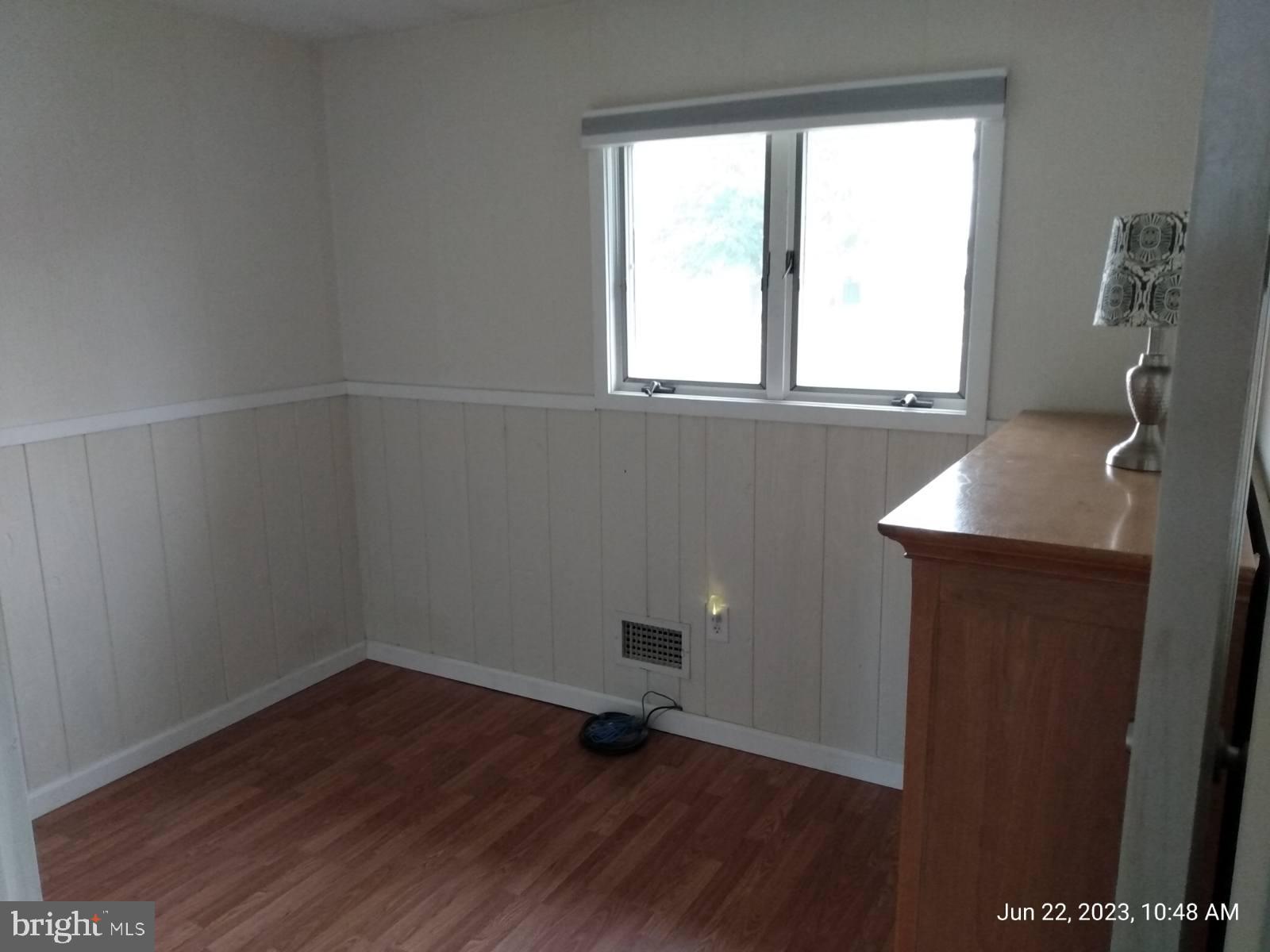 2114 Yardville Hamilton Square Road Hamilton, NJ 08690 - Photo 28 of 42 Gallery Image 28