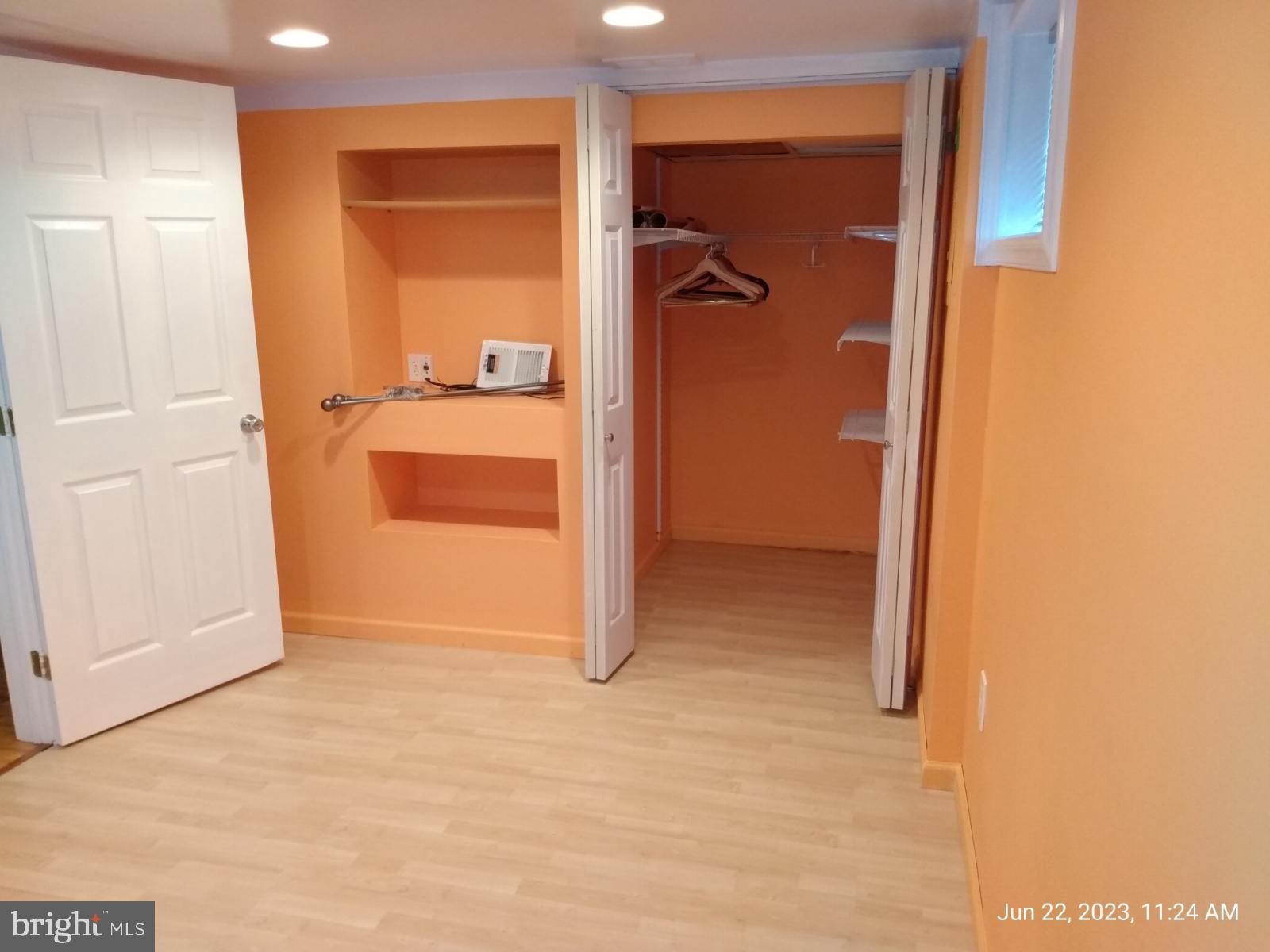 2114 Yardville Hamilton Square Road Hamilton, NJ 08690 - Photo 38 of 42 Gallery Image 38