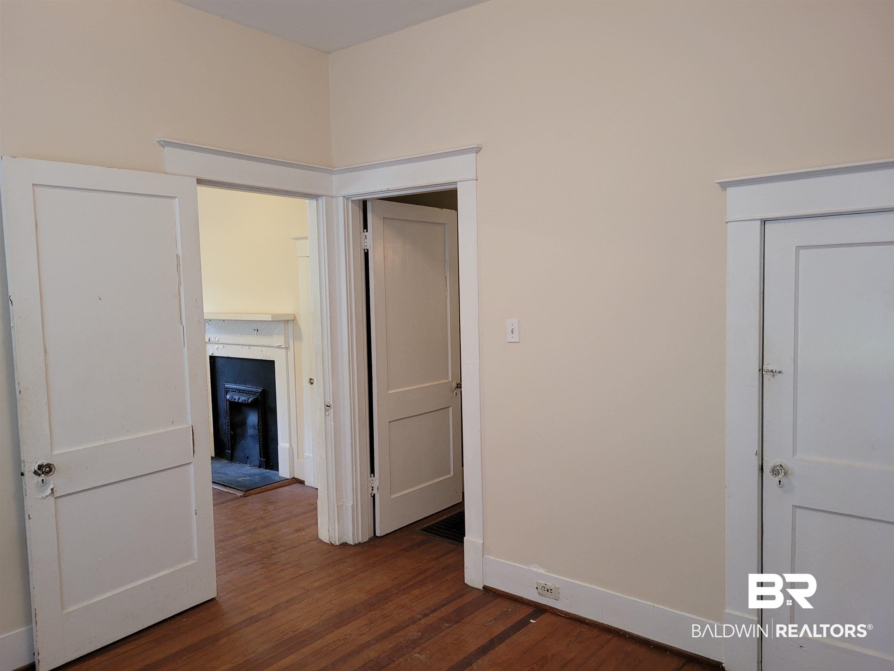 300 George Street Mobile, AL 36604 - Photo 12 of 17