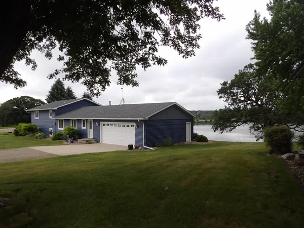 $449,900 | 18831 Highway 69, Albert Lea, MN 56007