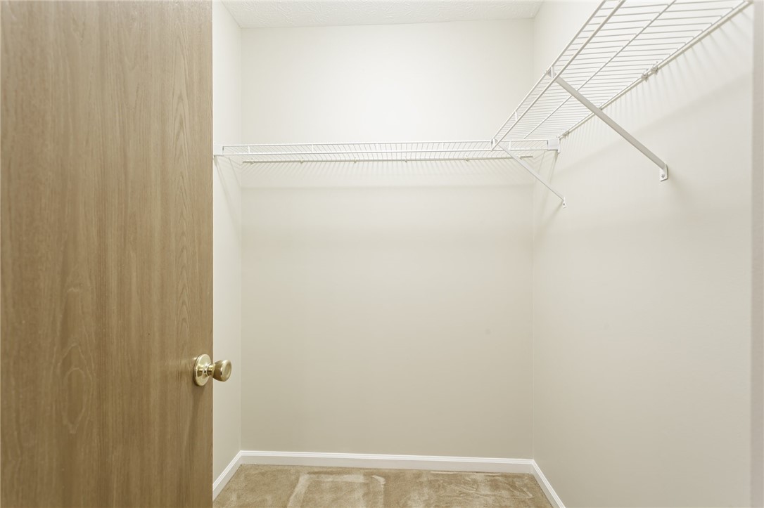 147 Vin Gate Drive Greece, NY 14616 - Photo 23 of 32