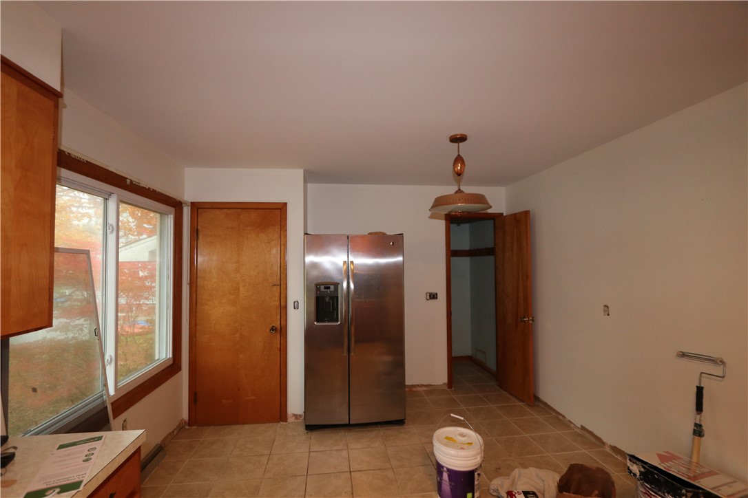 91 Pulsifer Drive Auburn, NY 13021 - Photo 20 of 27 Kitchen