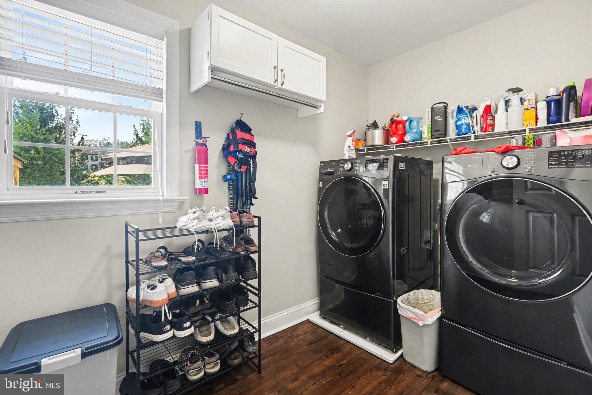 772 Rishel Drive York, PA 17406 - Photo 18 of 41 Main level laundry room