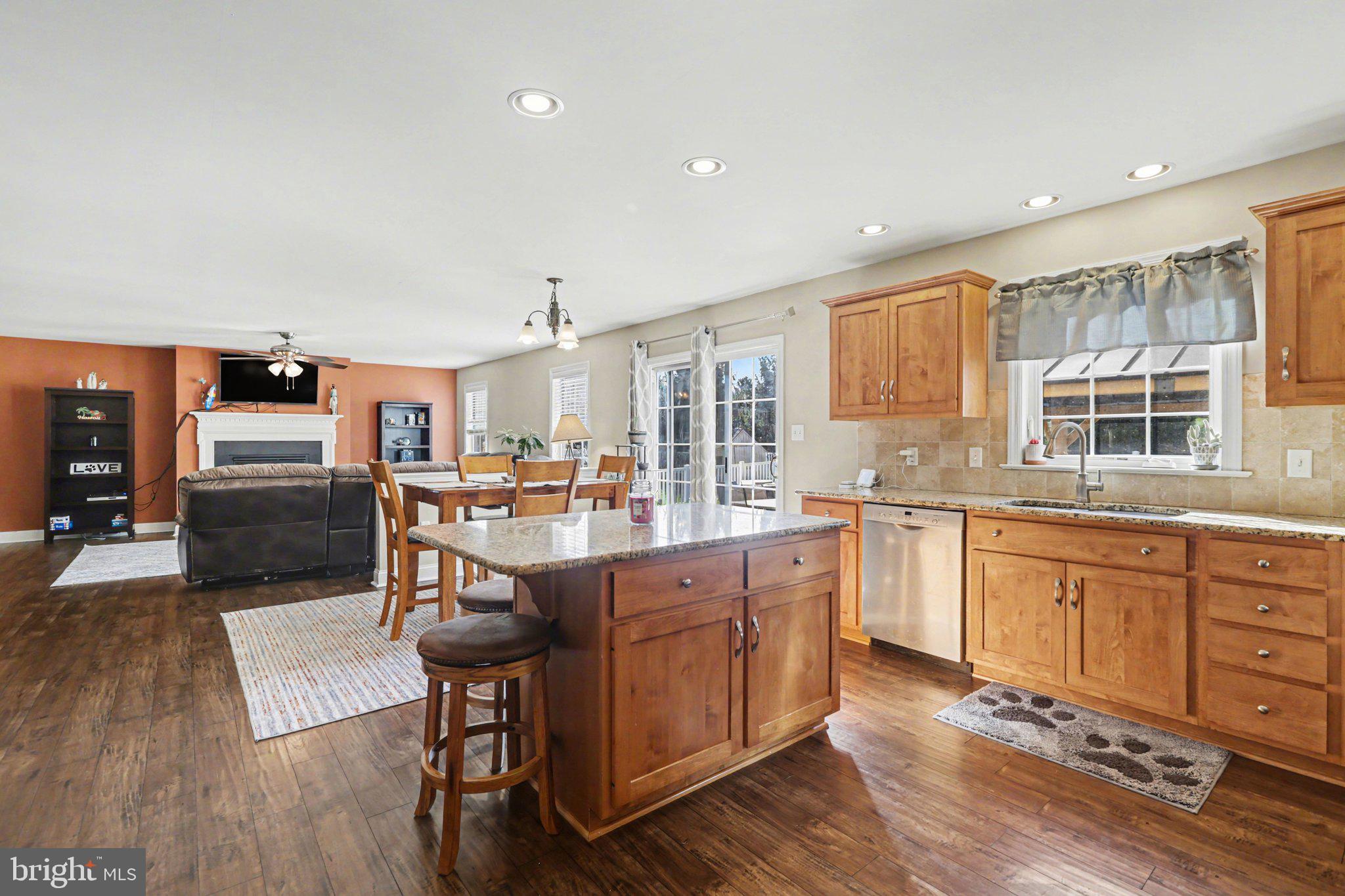 772 Rishel Drive York, PA 17406 - Photo 5 of 41