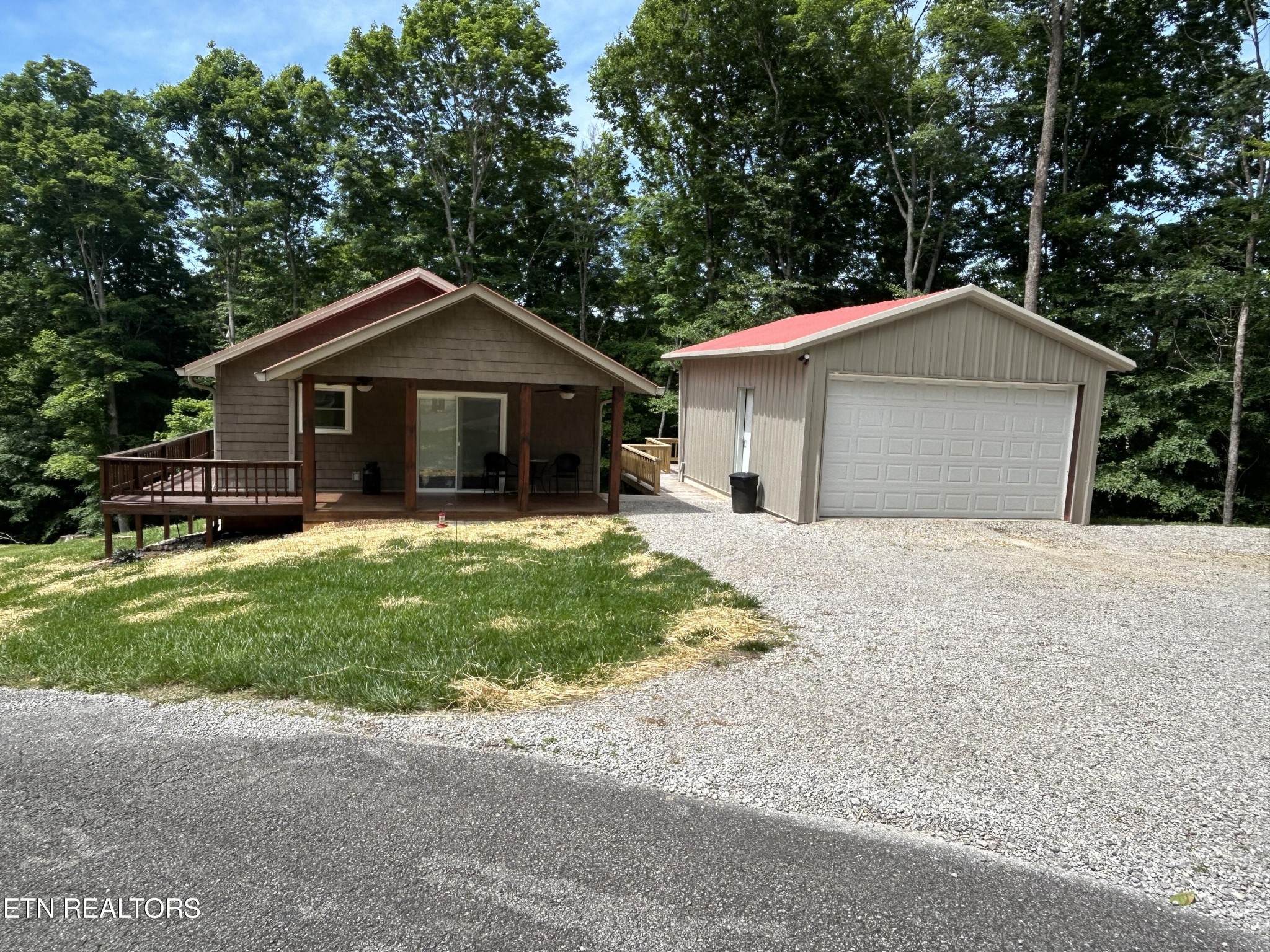156 Koala Ridge Road Byrdstown, TN 38549 - Photo 5 of 28 Gallery Image 5