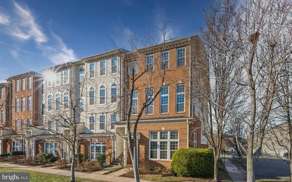$2,750 | 42309 Onyx Terrace, Aldie, VA 20105