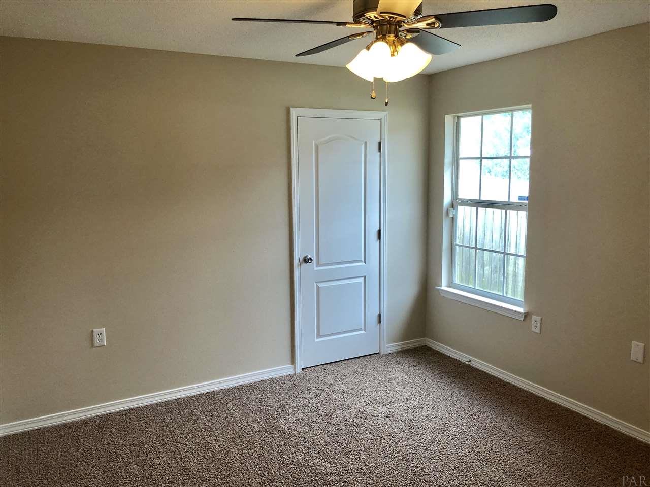 1040 Brownfield Road Pensacola, FL 32526 - Photo 12 of 17