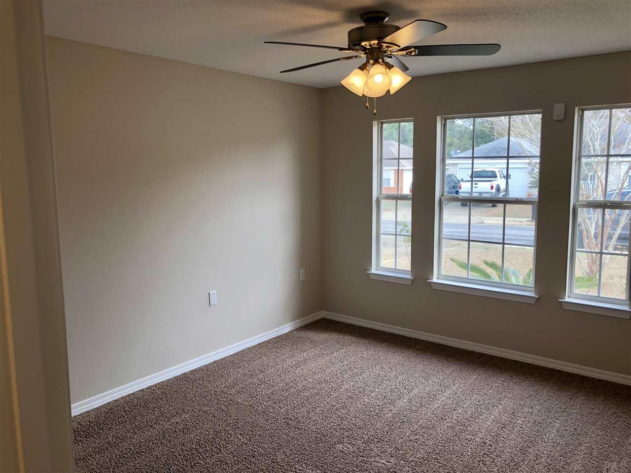 1040 Brownfield Road Pensacola, FL 32526 - Photo 14 of 17