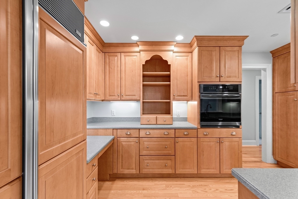 78 Forest Ridge Road, Unit 200 Concord, MA 01742 - Photo 16 of 32 Gallery Image 16