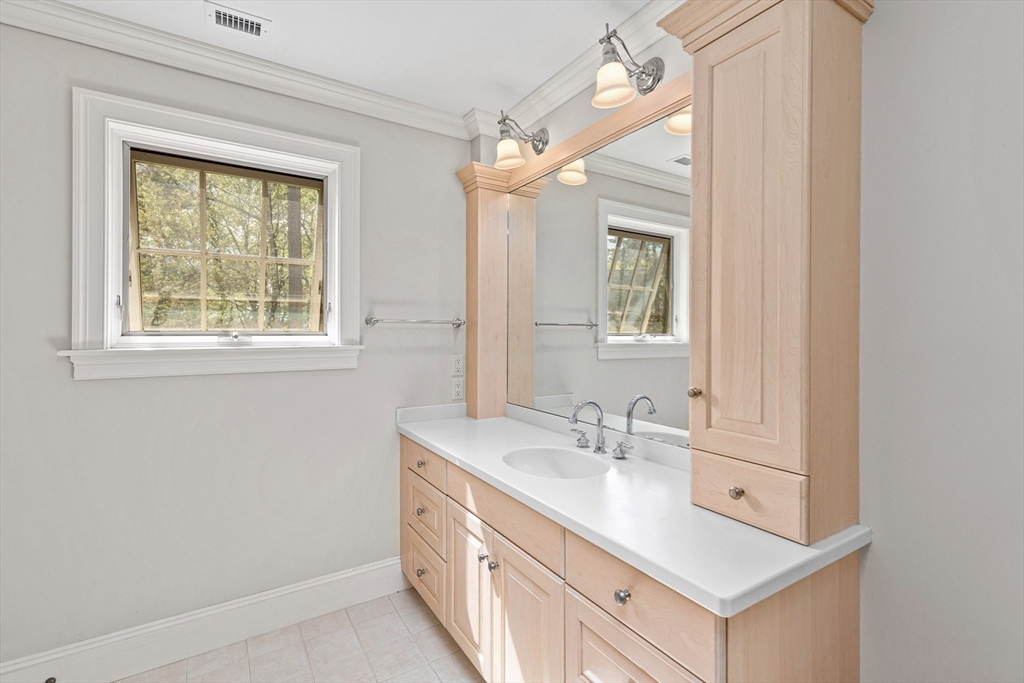78 Forest Ridge Road, Unit 200 Concord, MA 01742 - Photo 23 of 32 Gallery Image 23