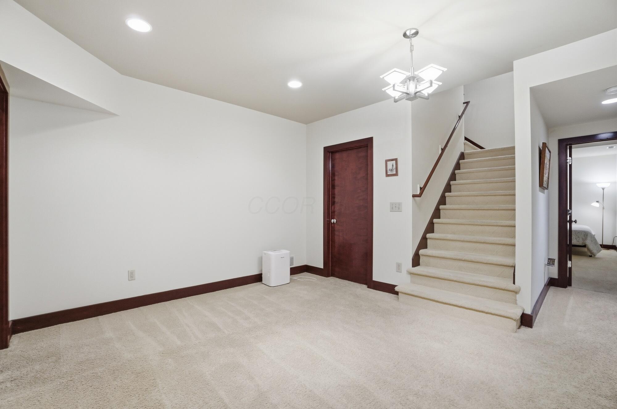 52 Beech Ridge Drive Powell, OH 43065 - Photo 60 of 100 073
