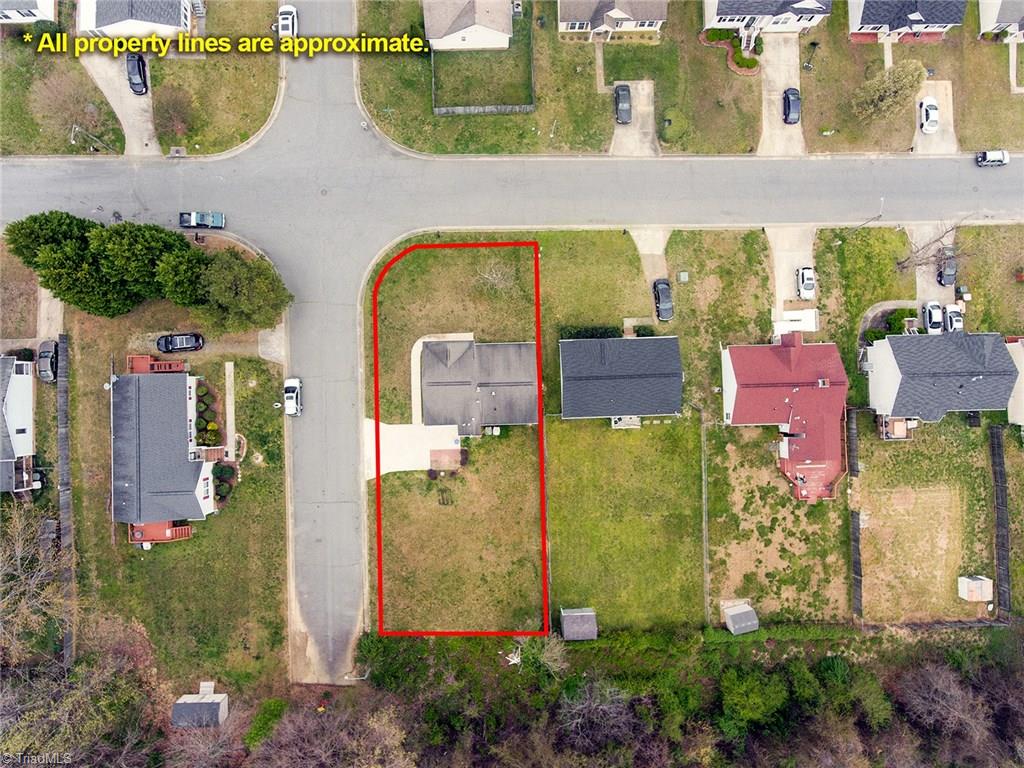 3621 Country Ridge Road Greensboro, NC 27405 - Photo 3 of 24 Property lines are approximate.