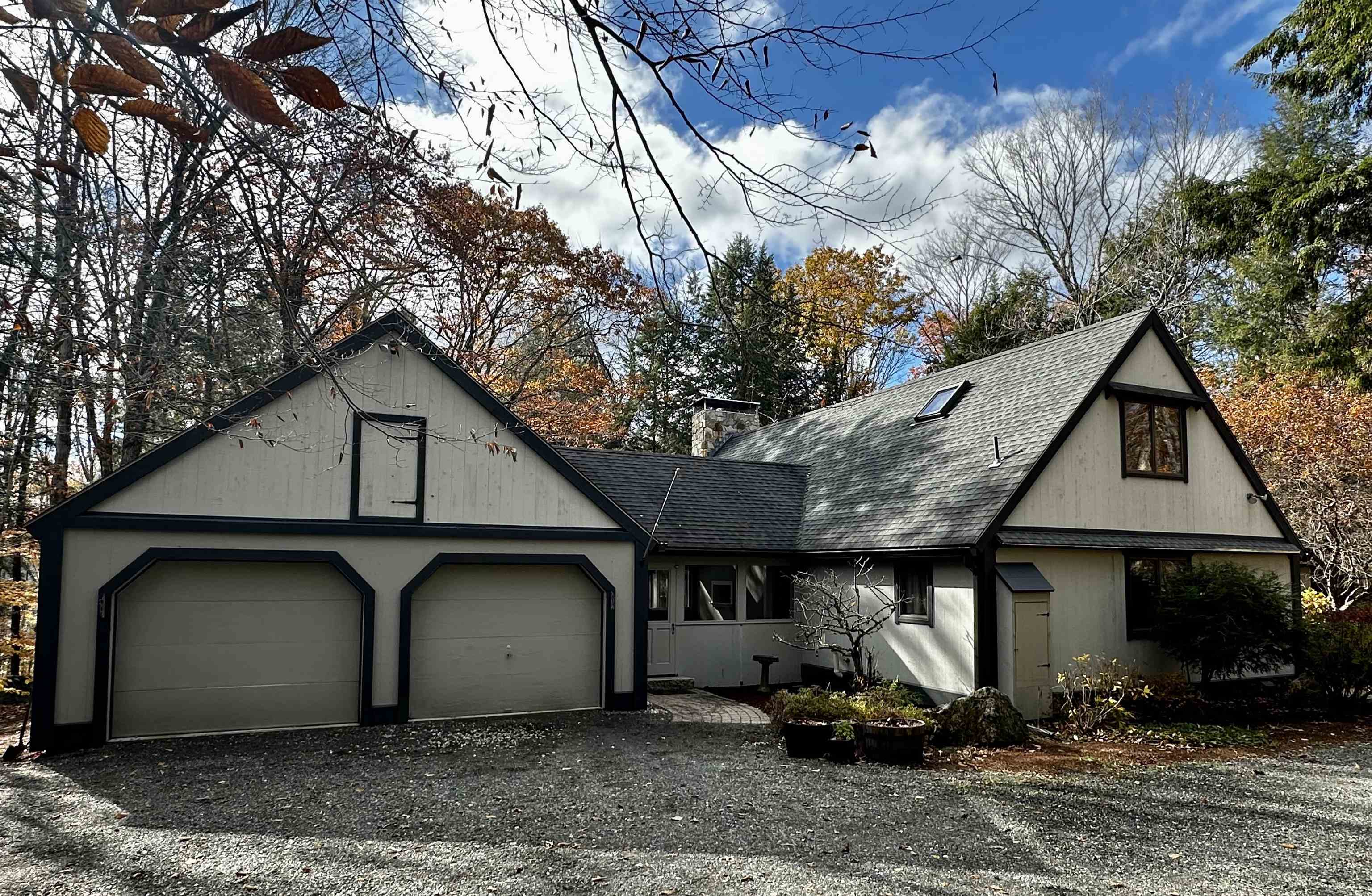 27 Hummingbird Hill Grantham, NH 03753 - Photo 2 of 35