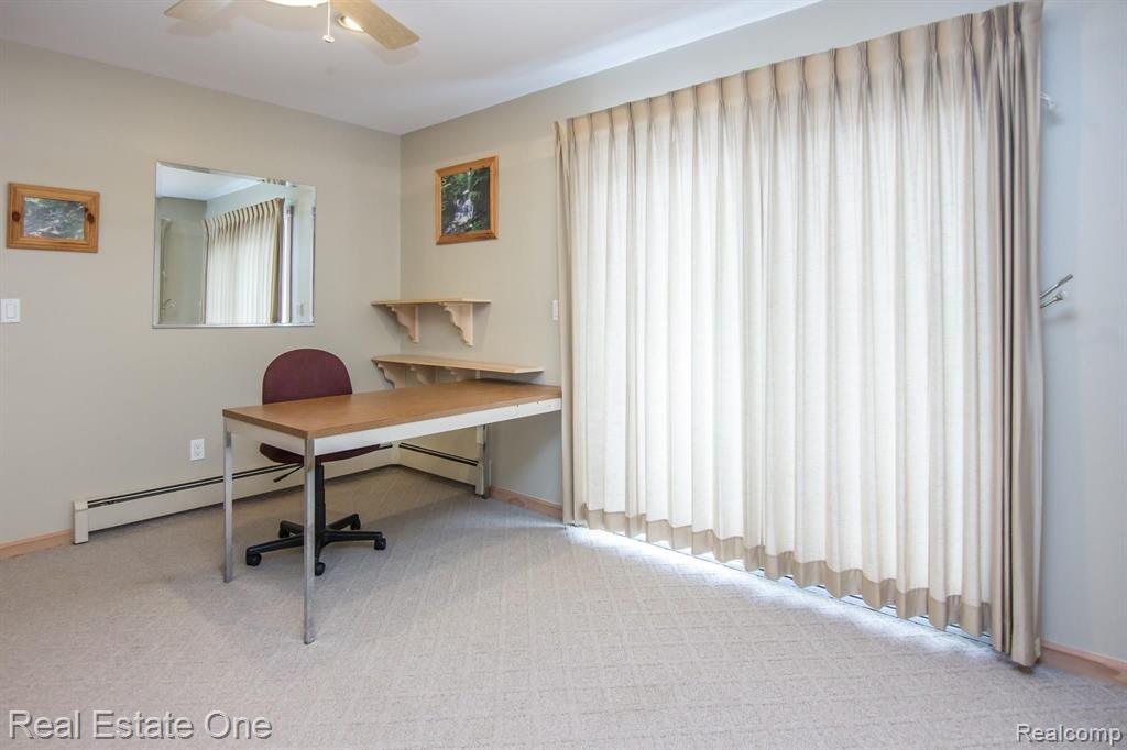 3149 Pontiac Lake Road Waterford, MI 48328 - Photo 13 of 35