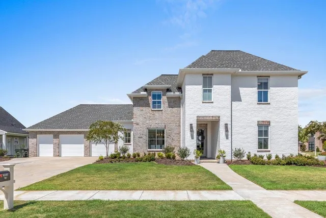 $749,500 | 6543 White Oleander Circle West, Lake Charles, LA 70605