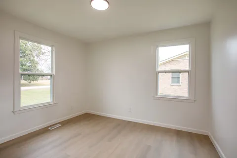 $324,900 | 223 Hampton Road, Columbia, TN 38401