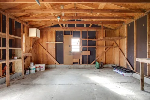 $324,900 | 223 Hampton Road, Columbia, TN 38401