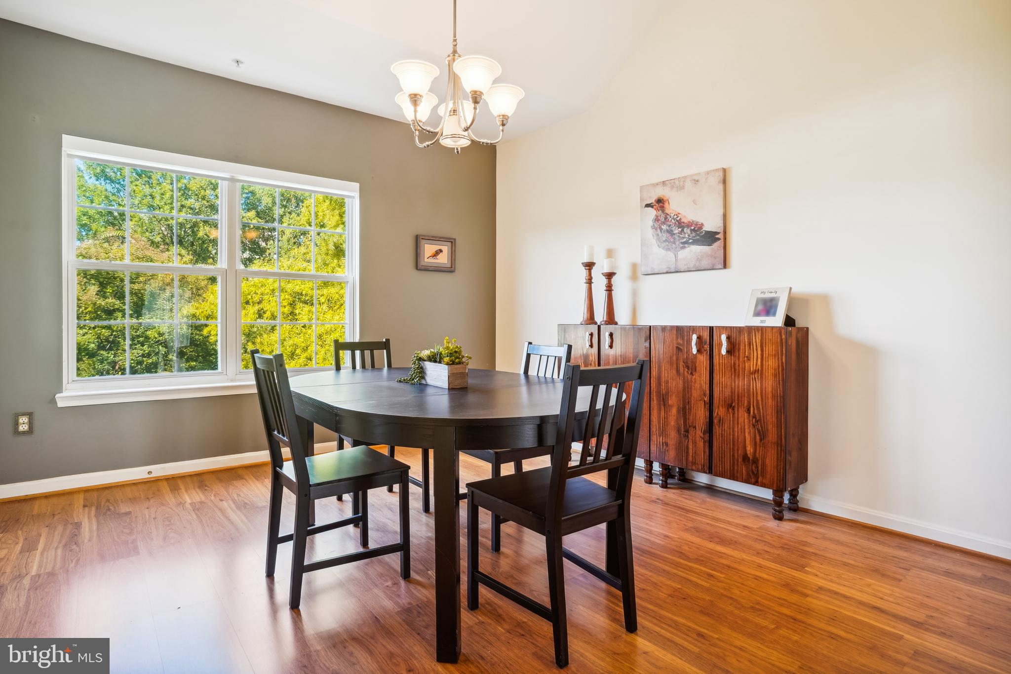 11882 Breton Court, Unit 10B Reston, VA 20191 - Photo 11 of 46 Dining Room