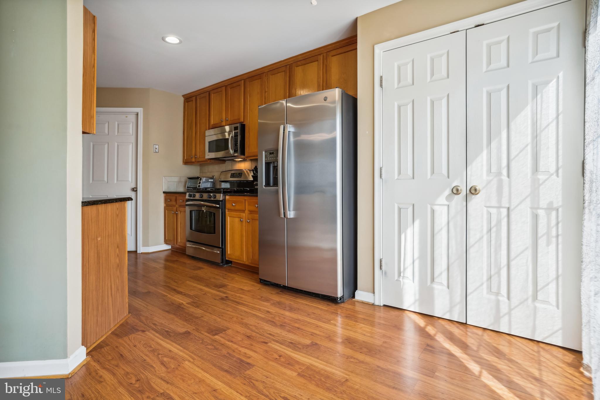 11882 Breton Court, Unit 10B Reston, VA 20191 - Photo 18 of 46 Breakfast Area w/Balcony