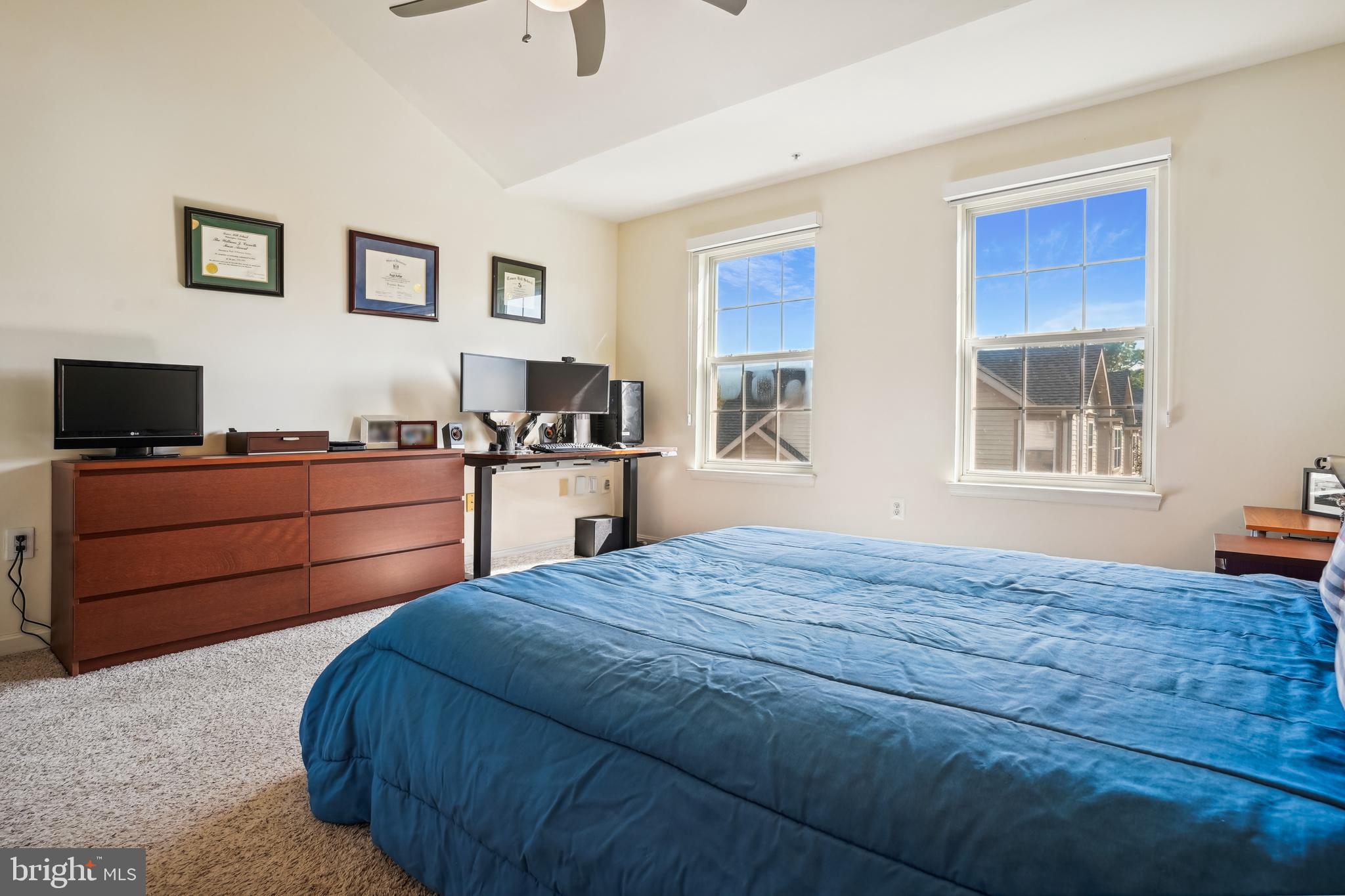 11882 Breton Court, Unit 10B Reston, VA 20191 - Photo 28 of 46 Owner's Suite