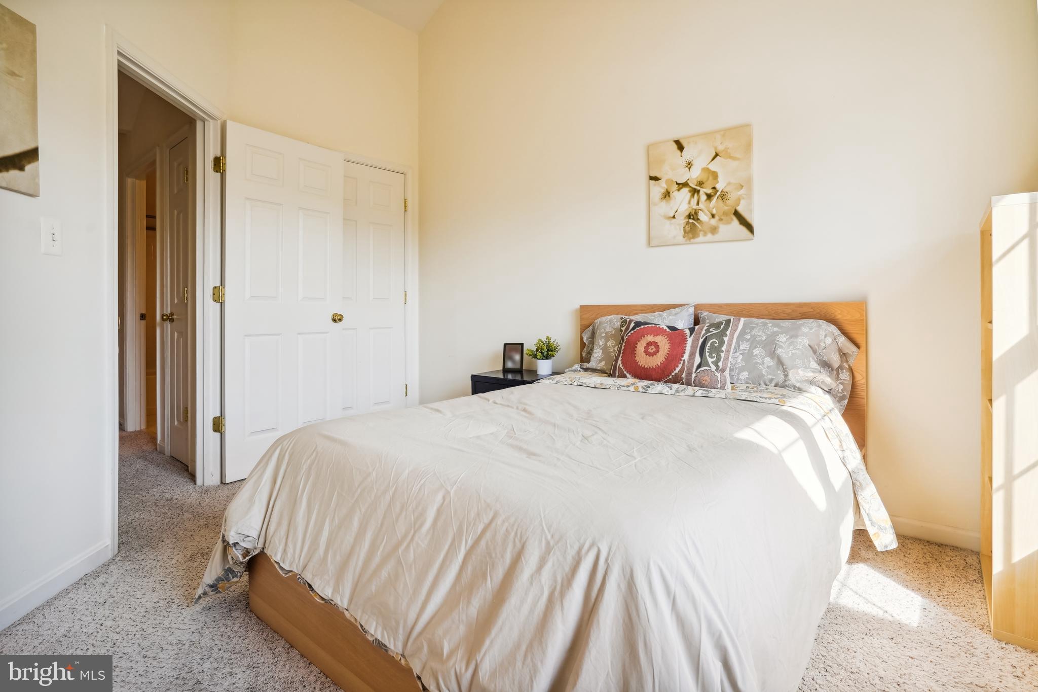 11882 Breton Court, Unit 10B Reston, VA 20191 - Photo 36 of 46 Bedroom #2