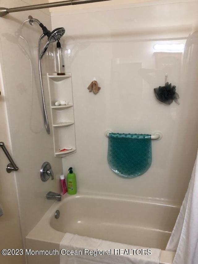 38 A Sunset Road, Unit 53 Whiting, NJ 08759 - Photo 11 of 25 Bath Photo 2