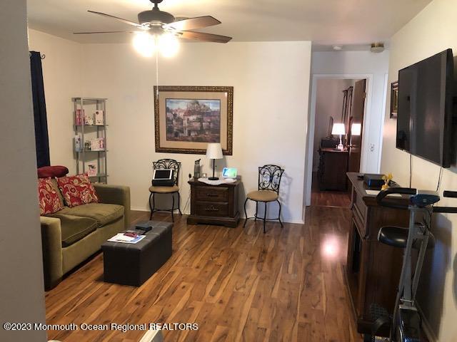 38 A Sunset Road, Unit 53 Whiting, NJ 08759 - Photo 6 of 25 Living Room photo 1