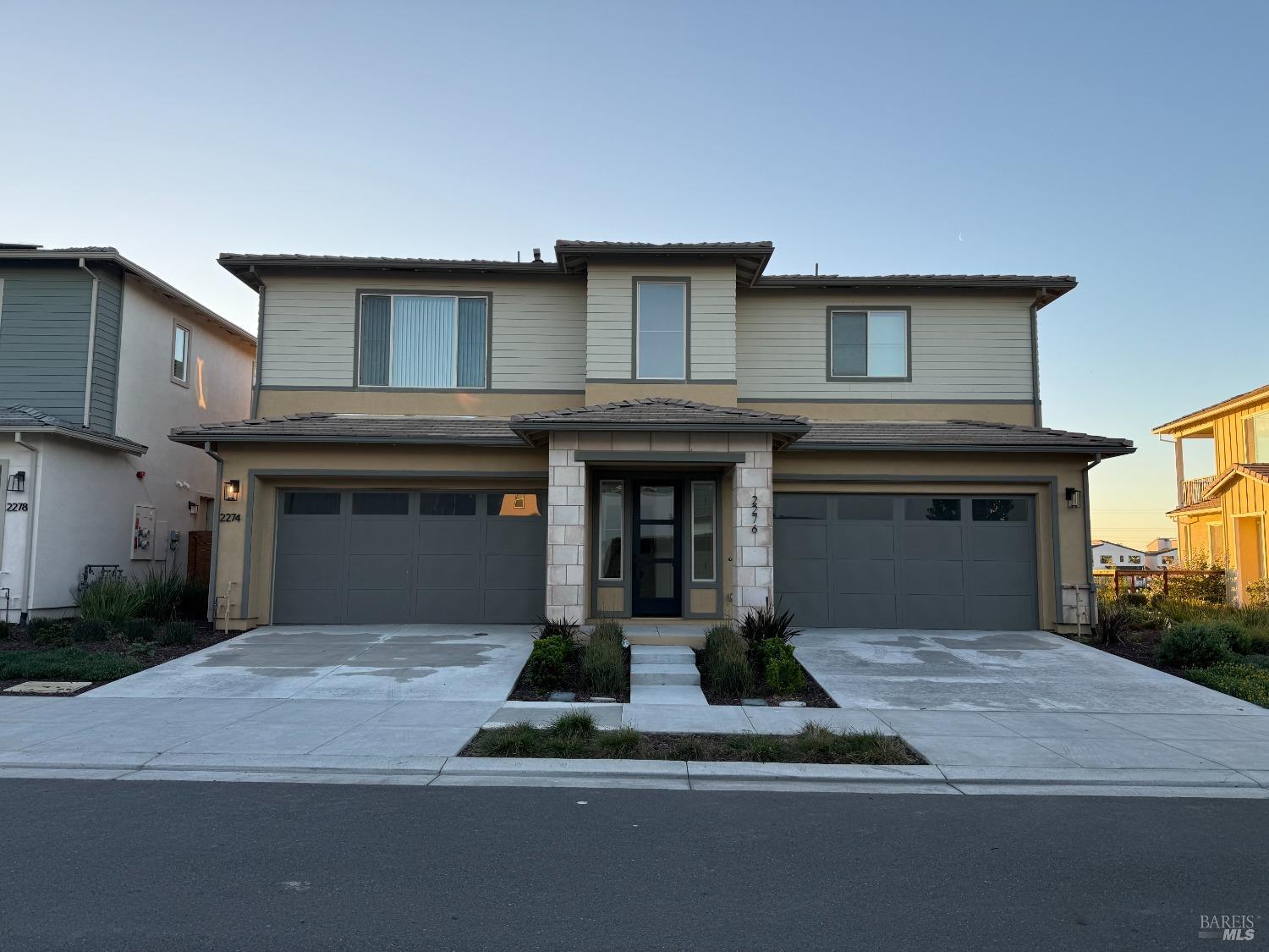 a house view with a outdoor space