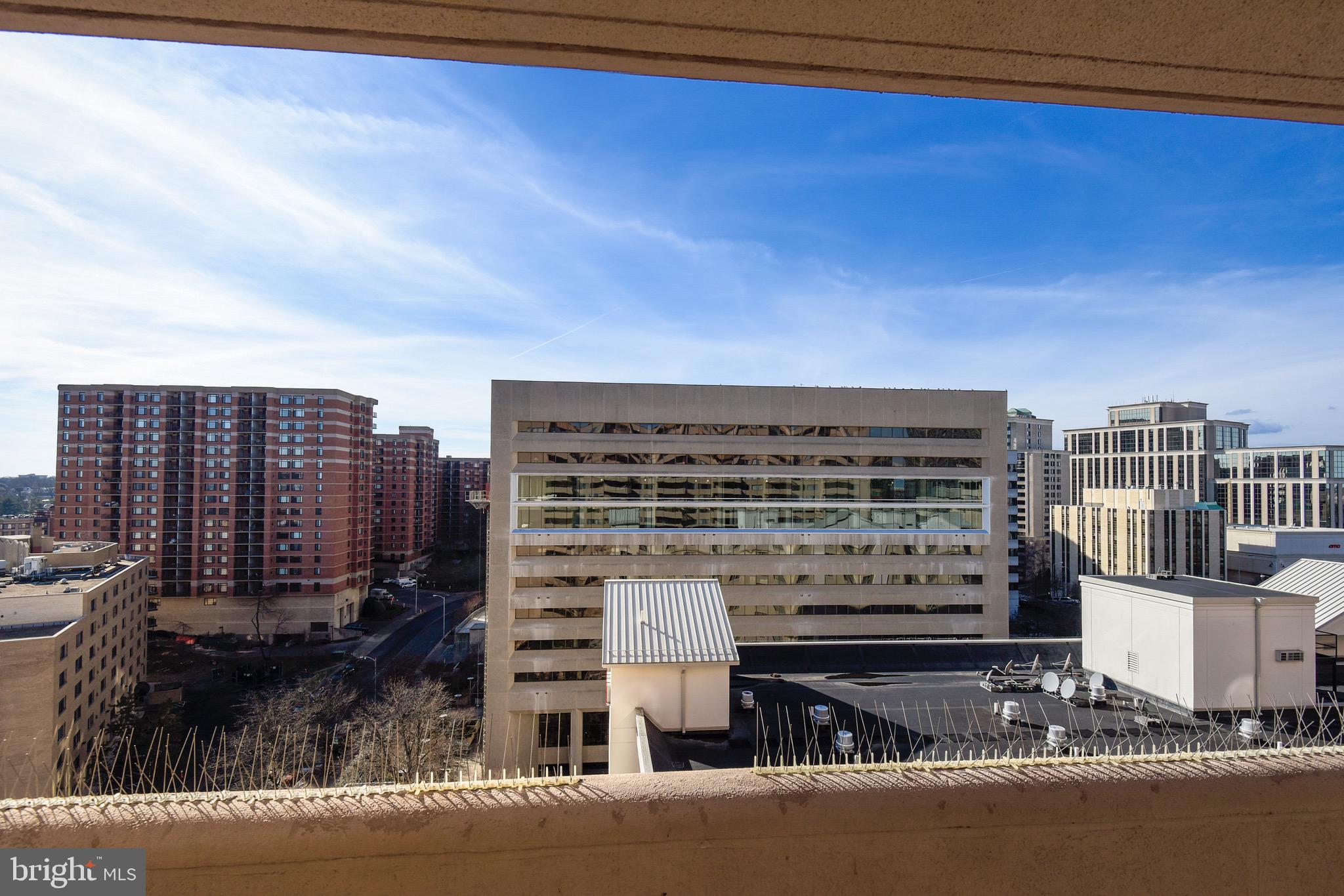 1301 North Courthouse Road, Unit 1503 Arlington, VA 22201 - Photo 15 of 26 a view of building with city view